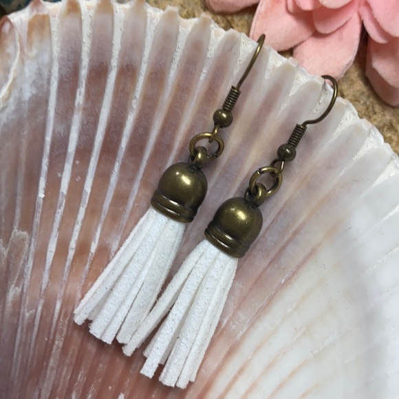NWOT White tassel earrings antique brass finish - Picture 2 of 4